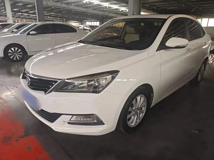 Changan Yuexiang V7