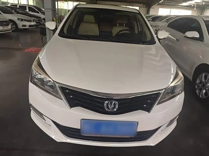 Changan Yuexiang V7