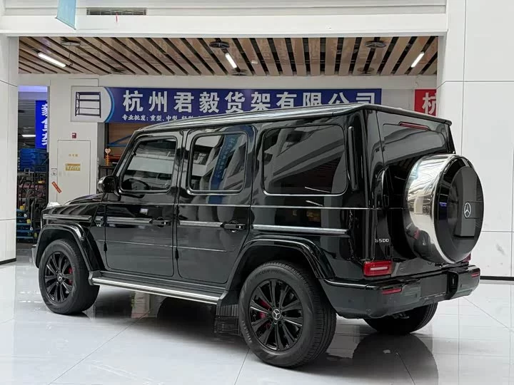 Mercedes-Benz G-rated