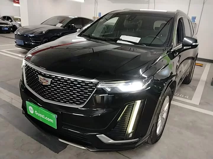 Cadillac XT6