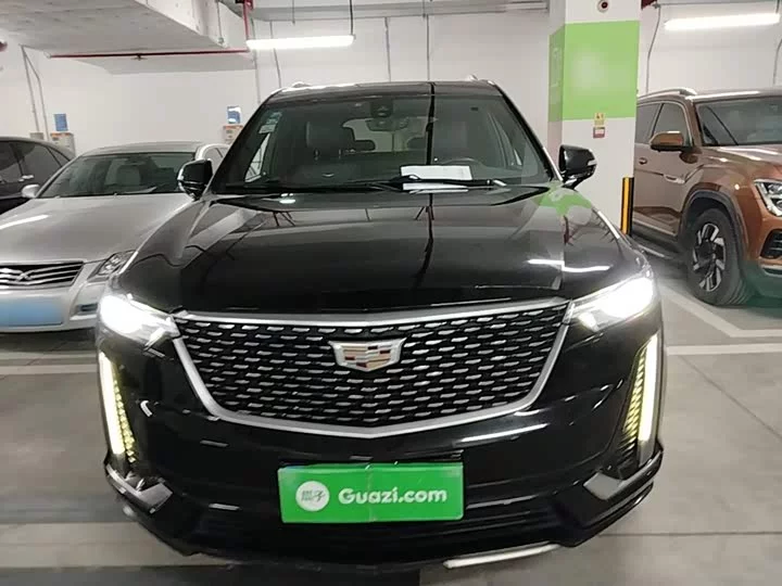 Cadillac XT6