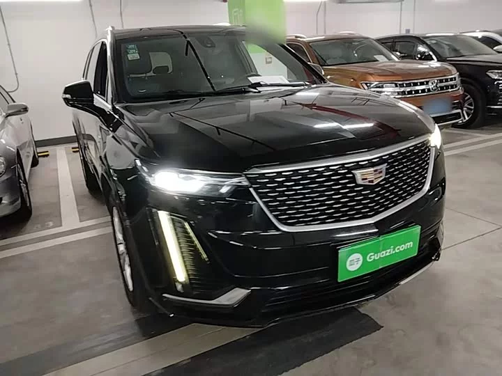 Cadillac XT6