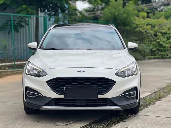 Ford Fox Active