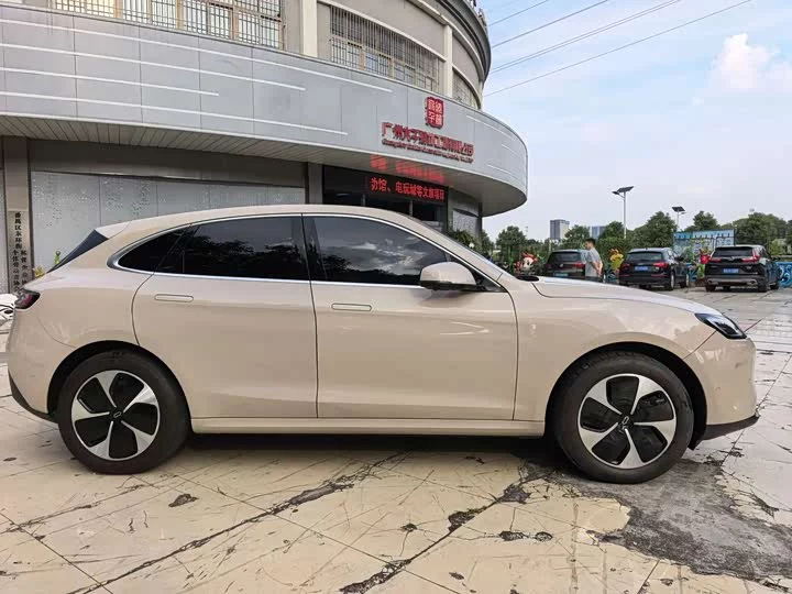 AITO Question Wenjie M5