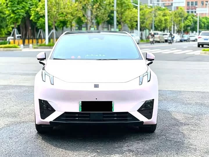 Lynk & Co Z20