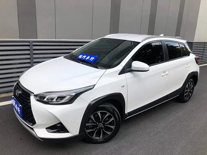 Toyota Yaris L