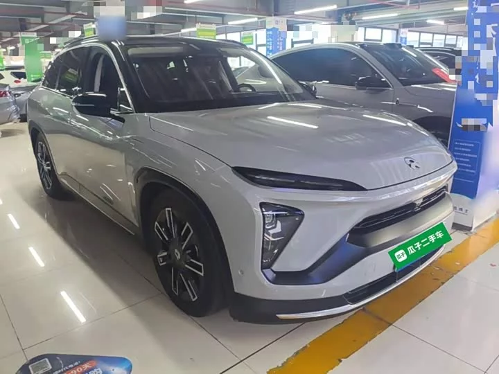 NIO ES6