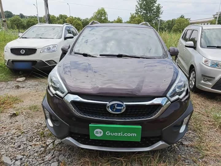 BAIC Q25