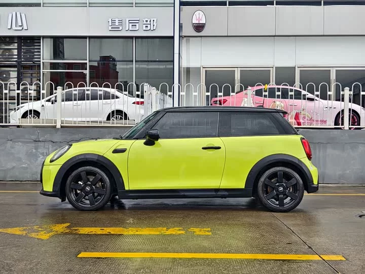MINI 