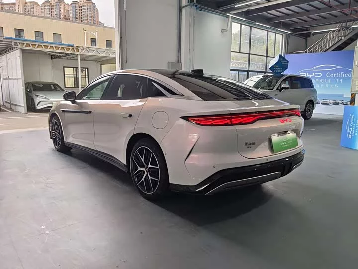 BYD Han L