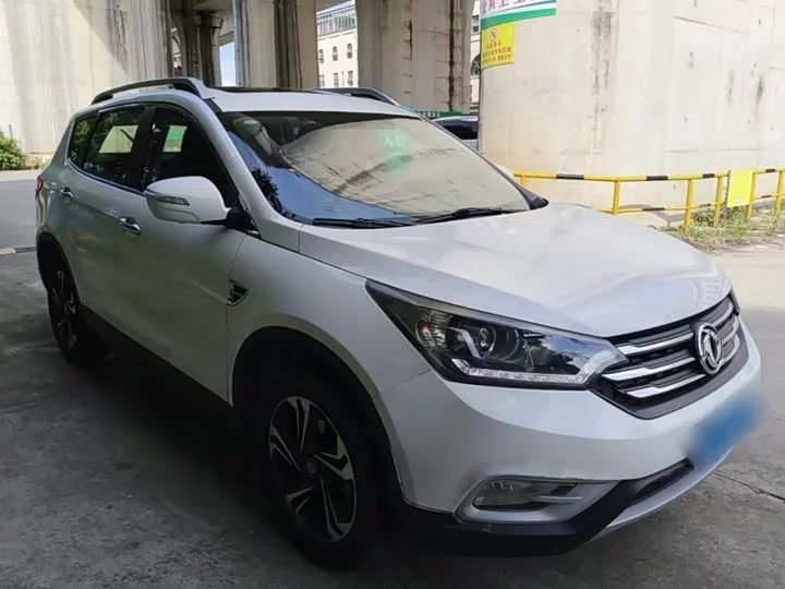 Dongfeng AX7