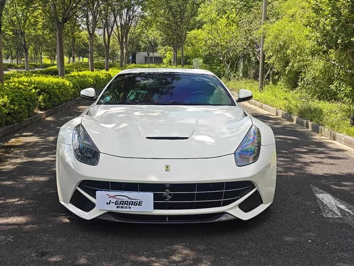 ferrari F12berlinetta