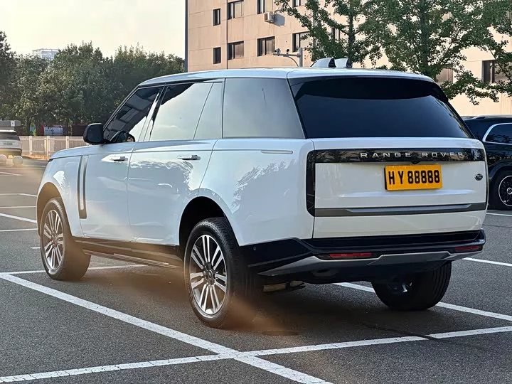 Land Rover range rover