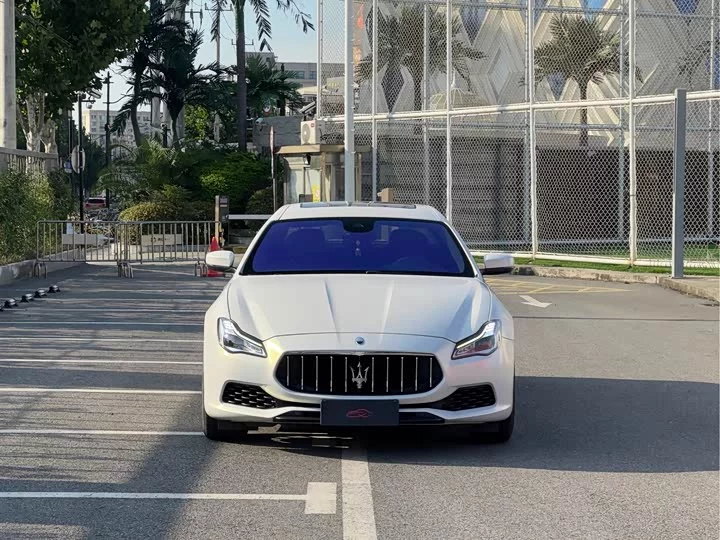 Maserati President