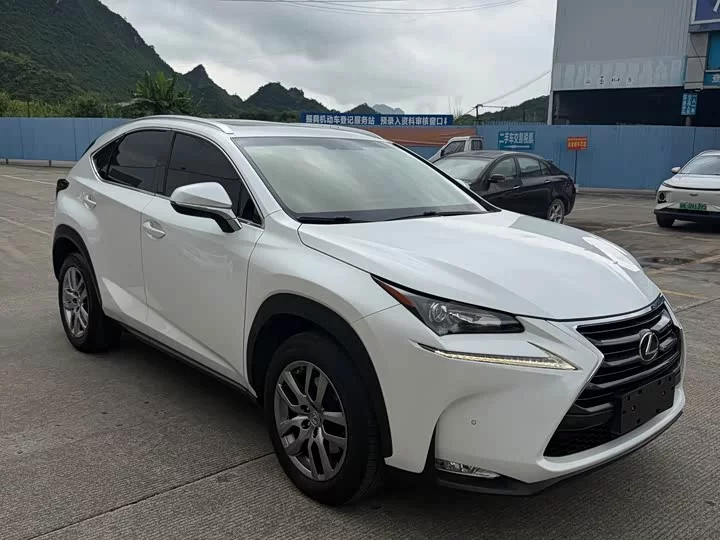 Lexus NX