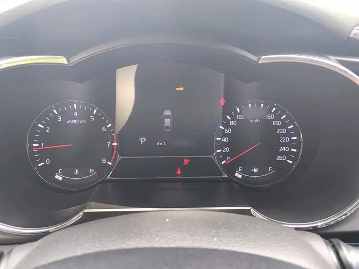 kia K5