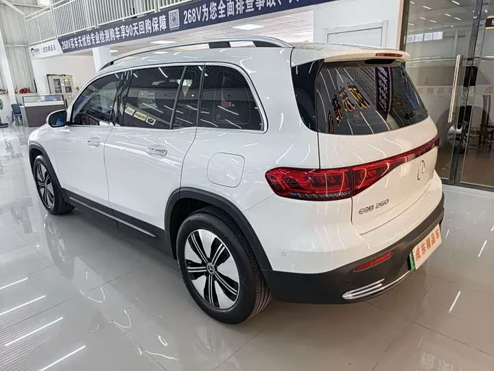 Mercedes-Benz EQB