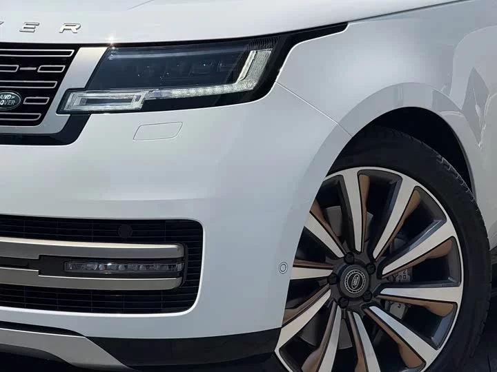 Land Rover range rover