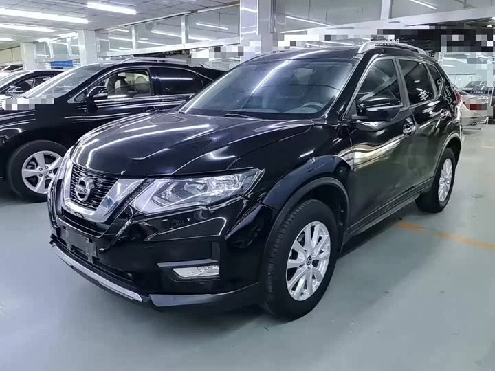 Nissan Qijun