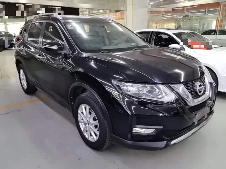 Nissan Qijun