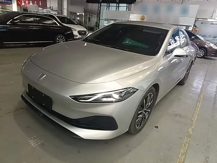 Roewe D7