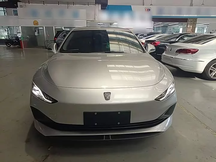 Roewe D7