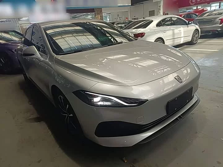Roewe D7