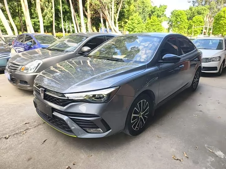 Roewe i5