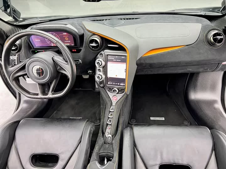 McLaren 720S