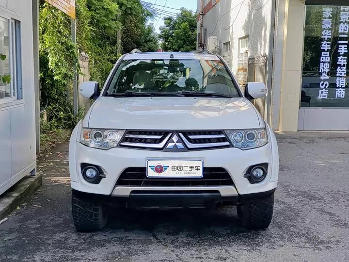 Mitsubishi Pajero Jinchang