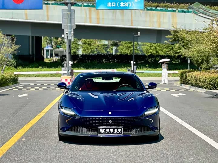 ferrari Roma
