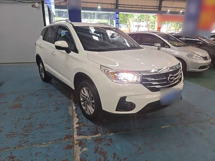 GAC Trumpchi GS4