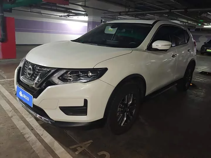 Nissan Qijun