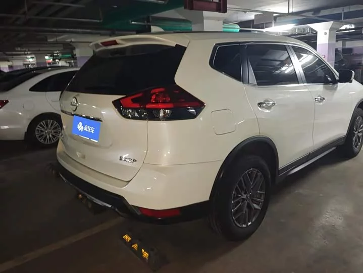 Nissan Qijun