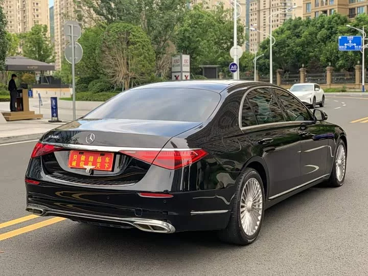 Mercedes-Benz S class