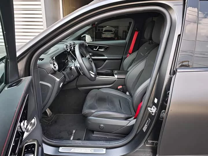 Mercedes-Benz GLC AMG