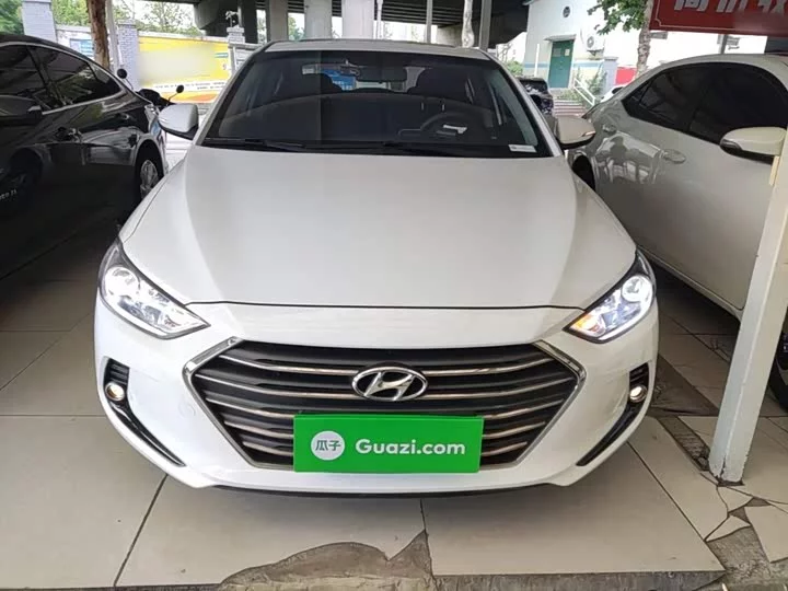 Hyundai lead