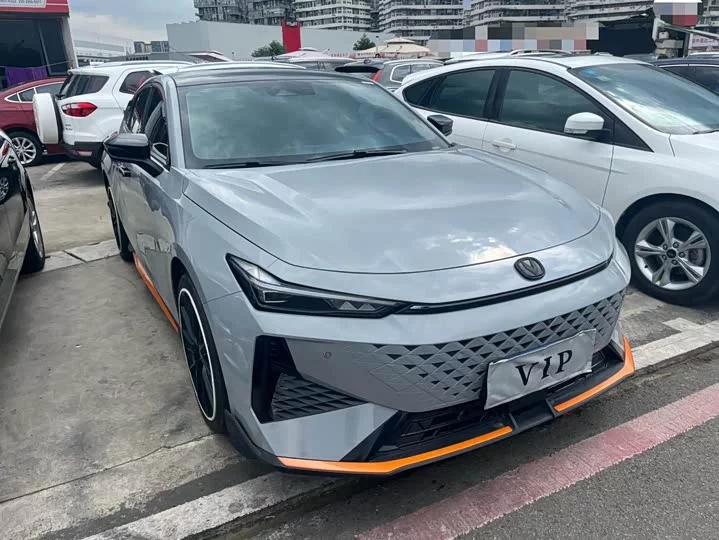 Changan UNI-V