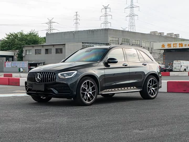 Mercedes-Benz GLC AMG