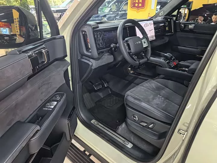 BYD Leopard Leopard 5