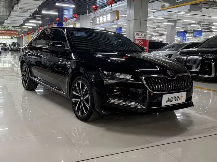 Skoda SuperB