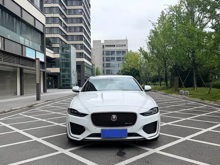 Jaguar XEL