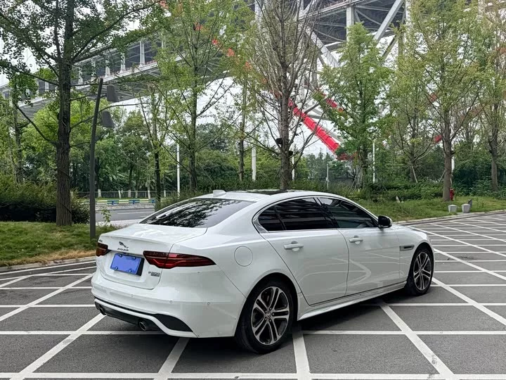 Jaguar XEL