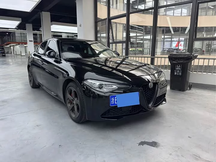 alfa romeo Giulia Juliet