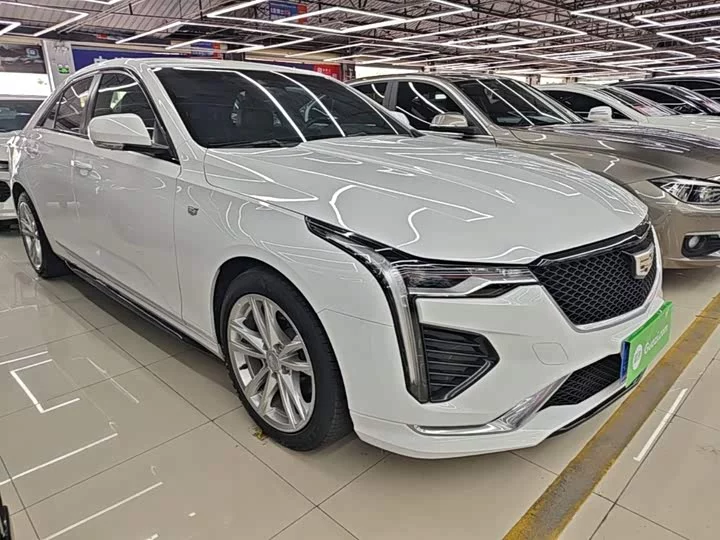 Cadillac CT4