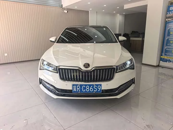 Skoda SuperB