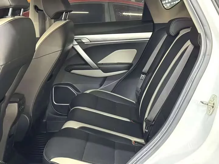 Geely Binyue