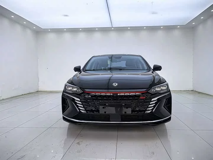 Dongfeng Yixuan MAX