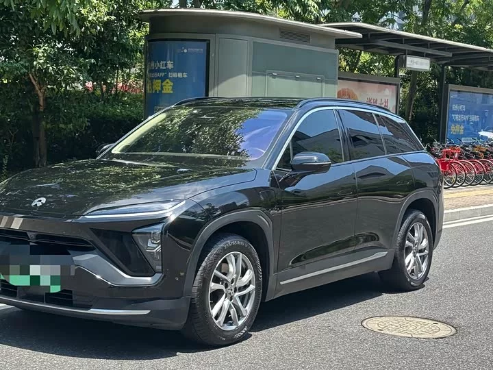 NIO ES6