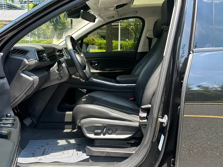 NIO ES6